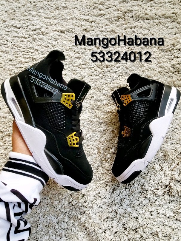 BOTAS JORDAN RETRO 4 NEGRAS DORADAS TYDN - ShoppingHavana