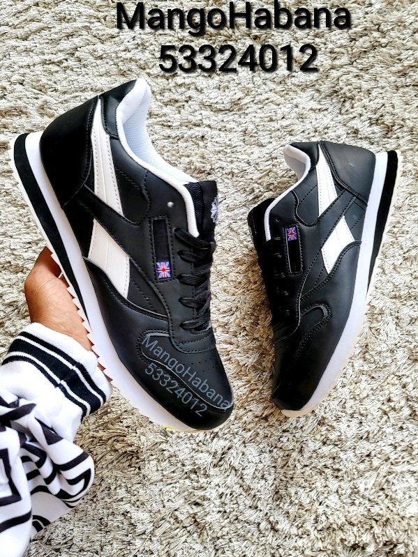 reebok negros